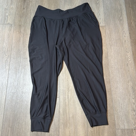 NWT! Women's Black High-Waisted PowerSoft 7/8-Length Joggers - Multiple🏋️💎 - Picture 14 of 15